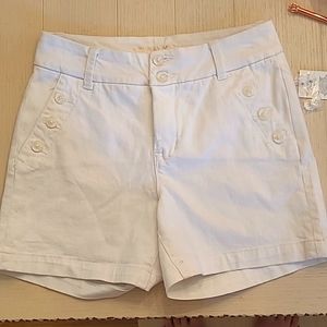 NWT Melisss McCarthy Seven 7 white dress shorts Size 10